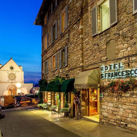 Hotel San Francesco アッシジ エクステリア 写真