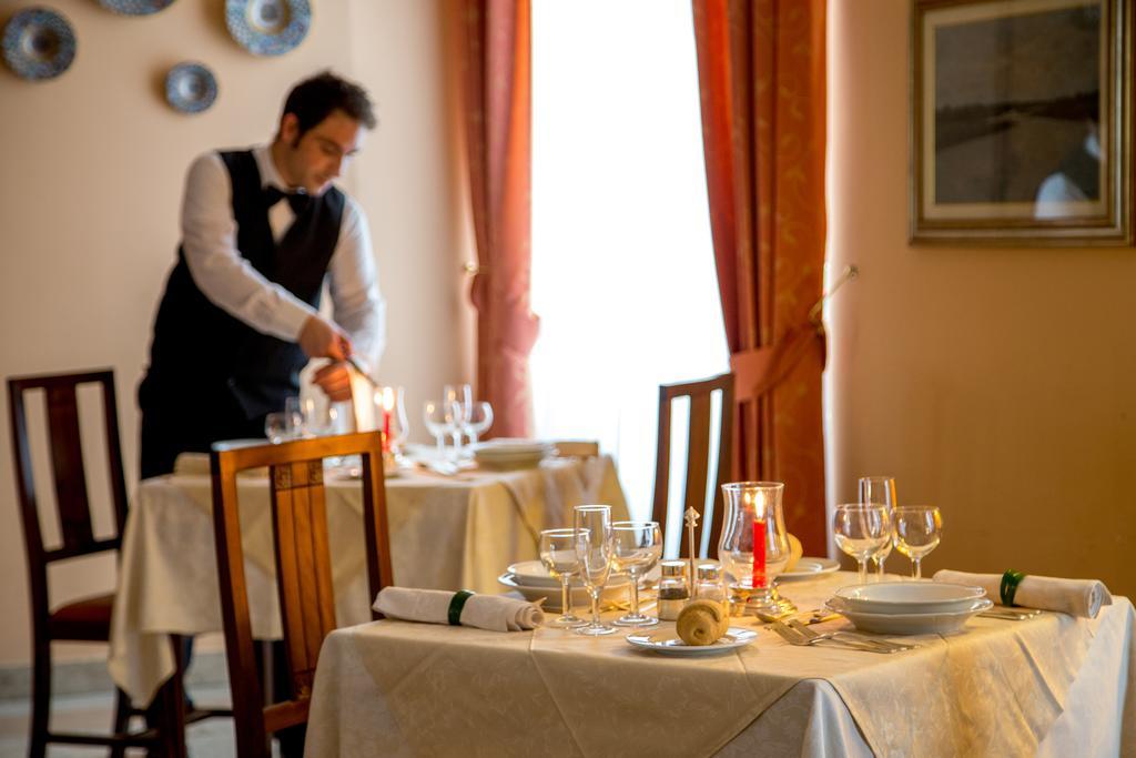 Hotel San Francesco アッシジ エクステリア 写真