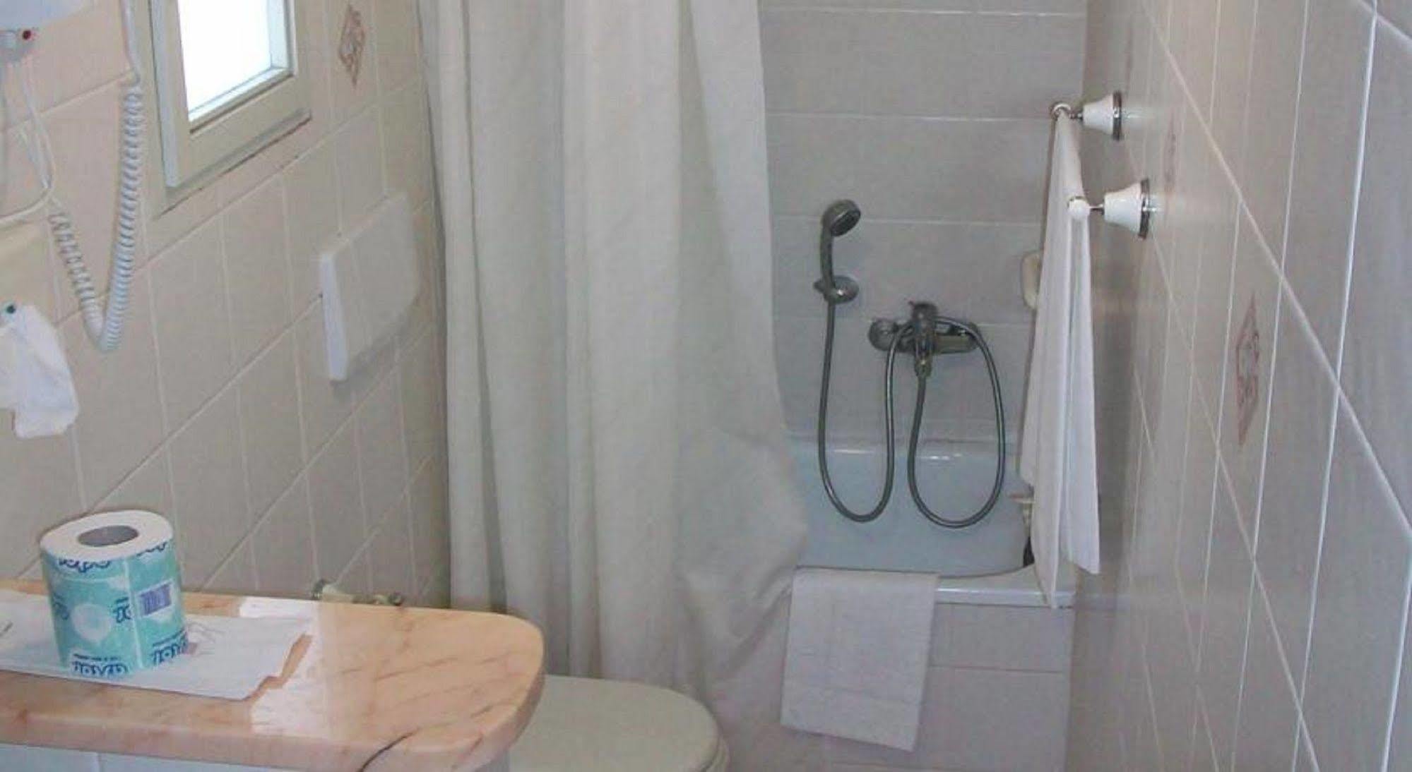 Hotel San Francesco アッシジ エクステリア 写真